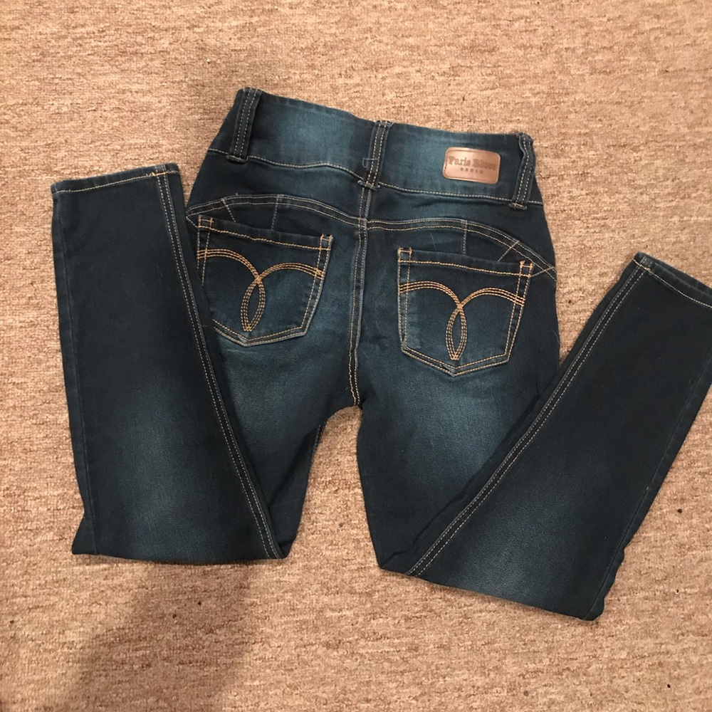 Paris Blue Capris